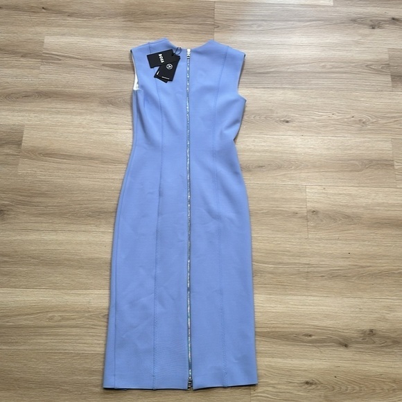Dukeva Midi Sheath Dress
BOSS women size 4 - Picture 8 of 13